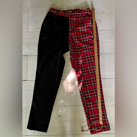 Hot Topic Womens Black & Red Plaid Split Leg Pants, Size M - Picture 8 of 8